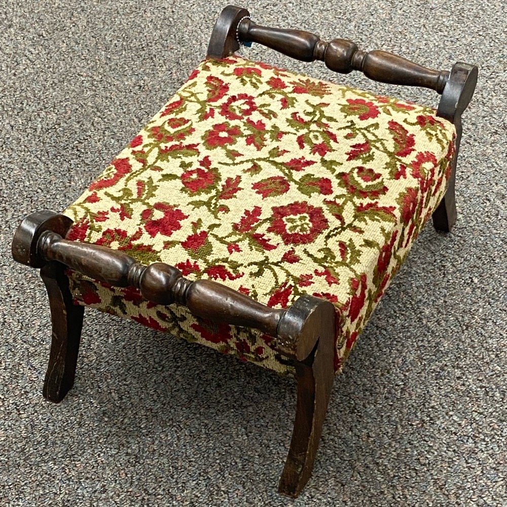 VTG Mini French Provincial Red Burgundy Floral Tapestry Needlepoint Footstool